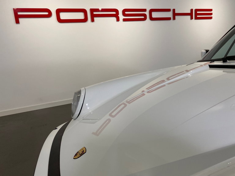 Porsche 911 Carrera 3.2 (US)