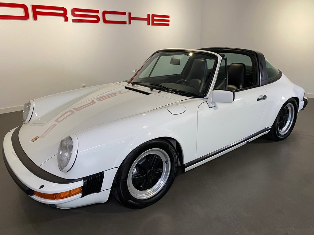Porsche 911 Carrera 3.2 (US)