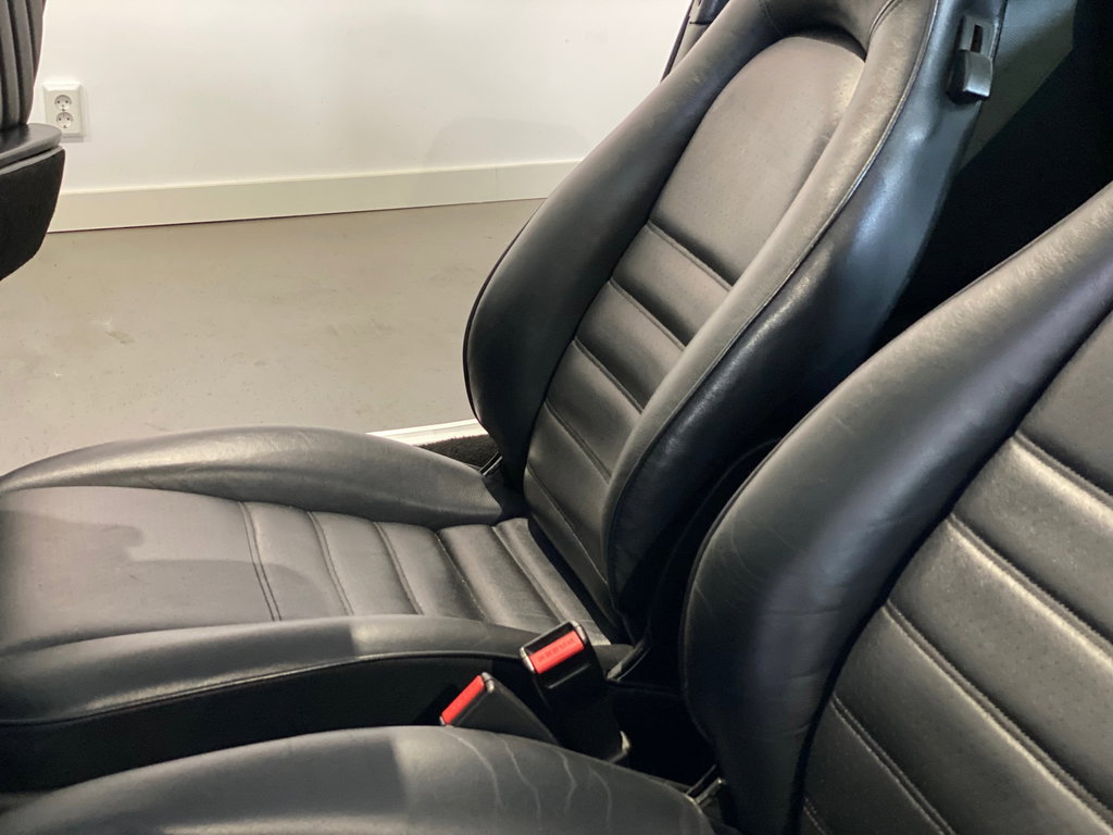 Porsche 911 Carrera 3.2 (US)