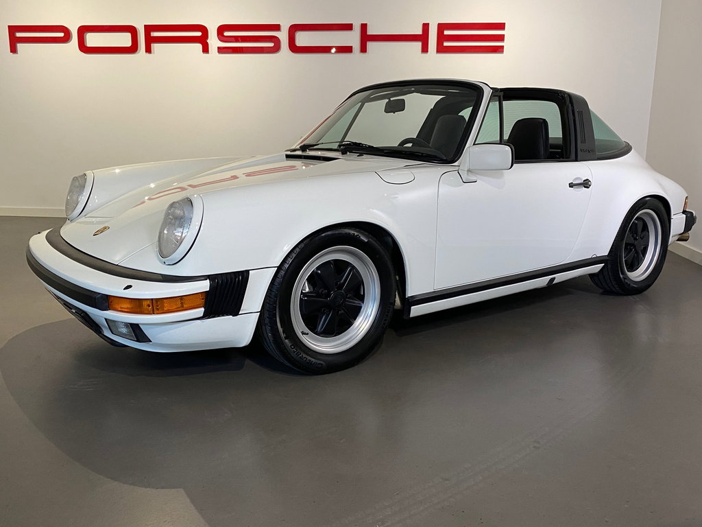 Porsche 911 Carrera 3.2 (US)