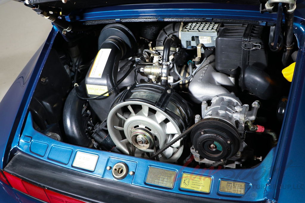 Porsche 911 Carrera 3.2 (US)