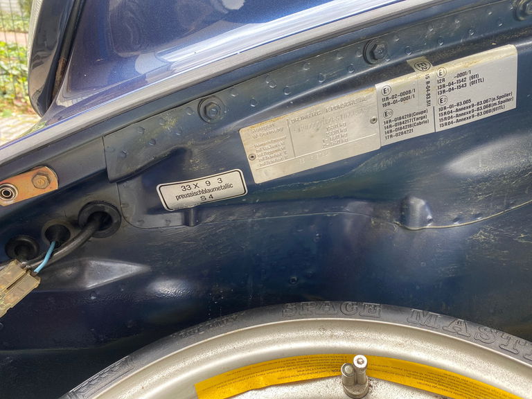 Porsche 911 Carrera 3.2