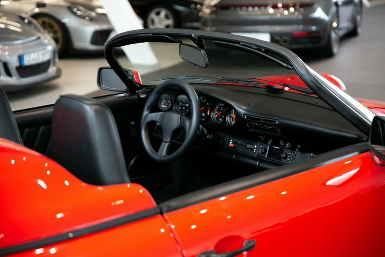 Porsche 911 Carrera 3.2 Speedster