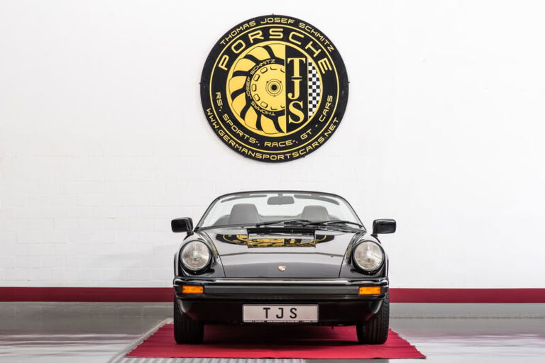 Porsche 911 Carrera 3.2 Speedster
