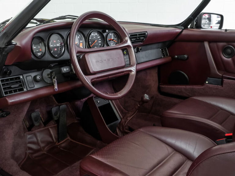 Porsche 911 Carrera 3.2 Speedster