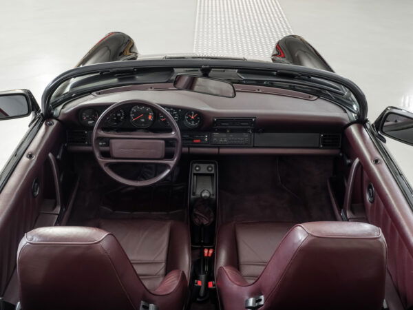 Porsche 911 Carrera 3.2 Speedster