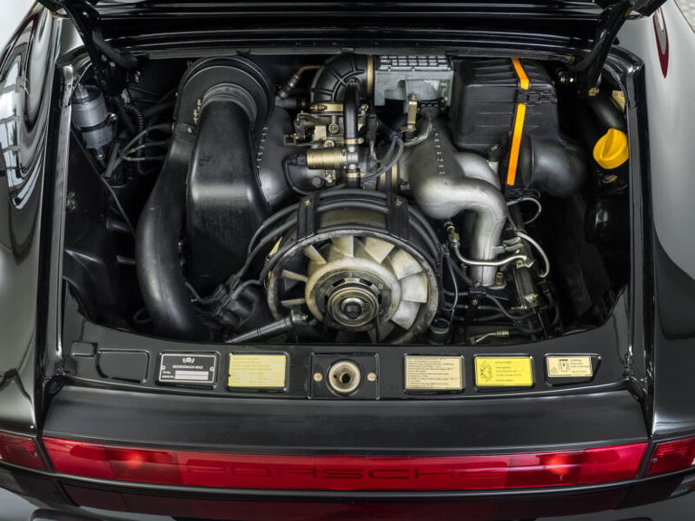 Porsche 911 Carrera 3.2 Speedster