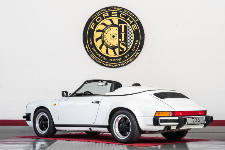 Porsche 911 Carrera 3.2 Speedster
