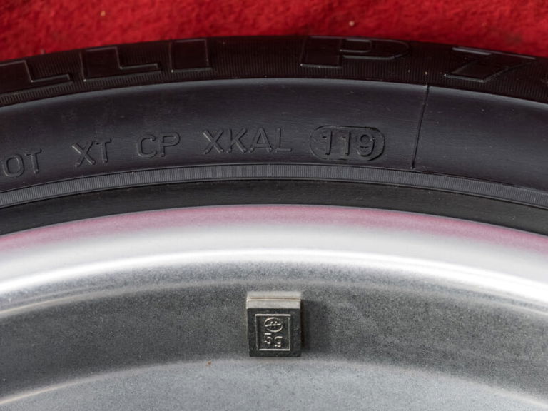 Porsche 911 Carrera 3.2 Speedster