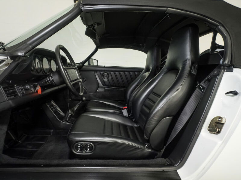 Porsche 911 Carrera 3.2 Speedster