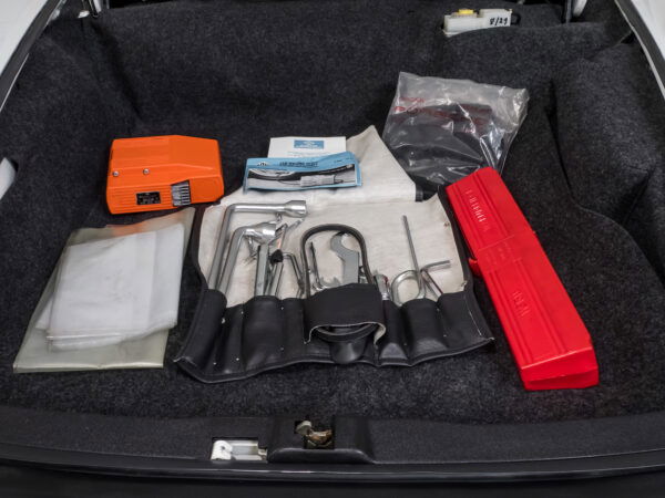 Porsche 911 Carrera 3.2 Speedster