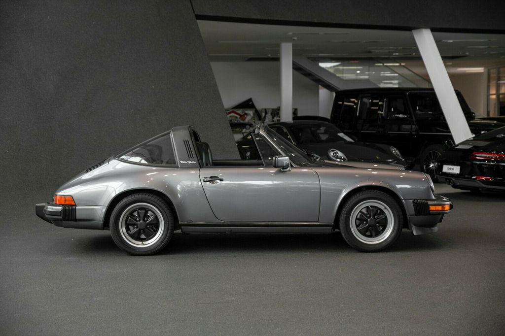 Porsche 911 Carrera 3.2 (KAT)