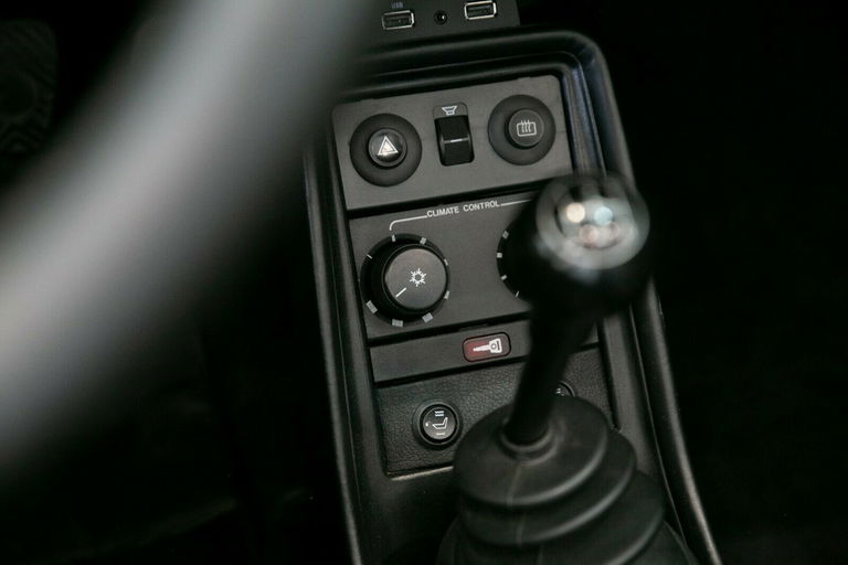 Porsche 911 Carrera 3.2 (KAT)