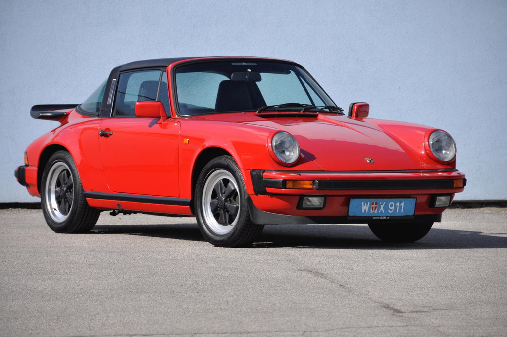 Porsche 911 Carrera 3.2