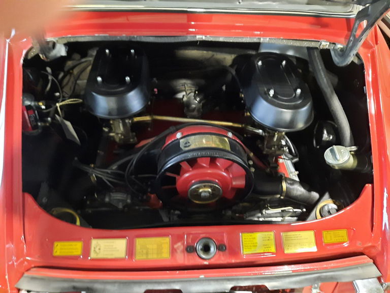 Porsche 911 S (F-Modell)