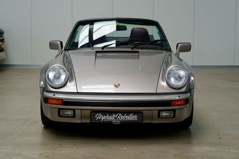 Porsche 911 Carrera 3.2 WTL