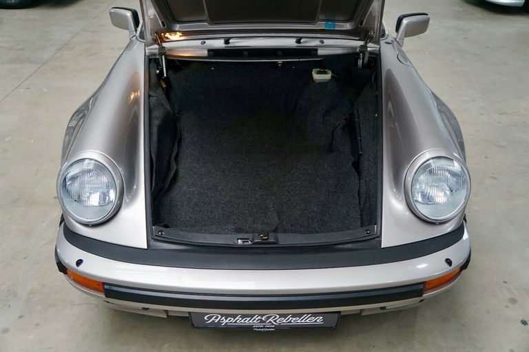 Porsche 911 Carrera 3.2 WTL
