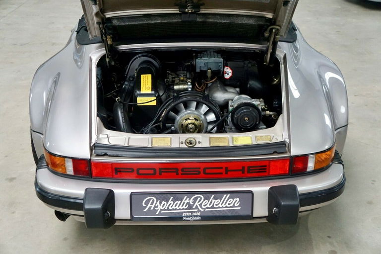 Porsche 911 Carrera 3.2 WTL