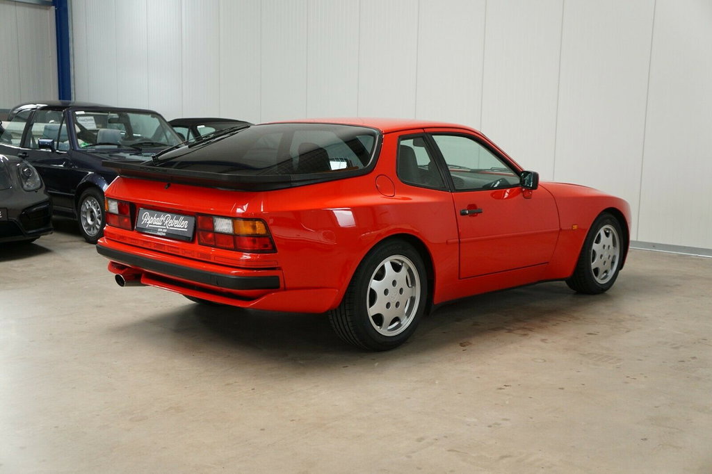 Porsche 944 S2 Coupé