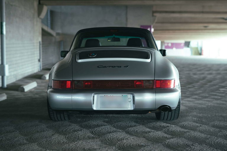 Porsche 964 Carrera 4