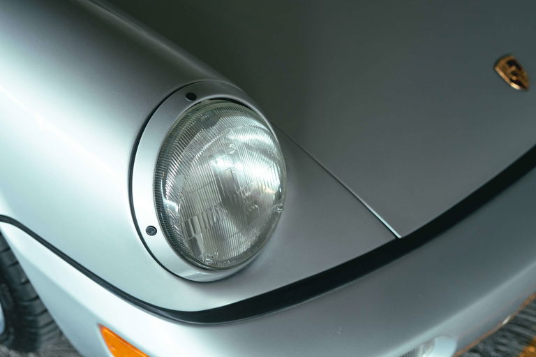 Porsche 964 Carrera 4