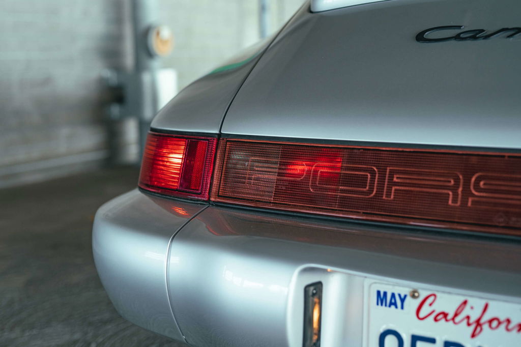 Porsche 964 Carrera 4