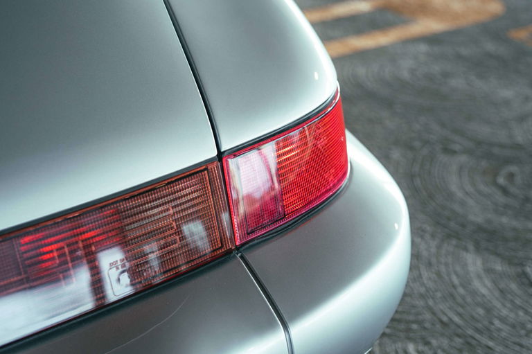 Porsche 964 Carrera 4