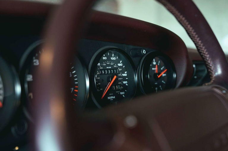 Porsche 964 Carrera 4