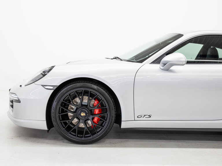 Porsche 991 Carrera 4 GTS