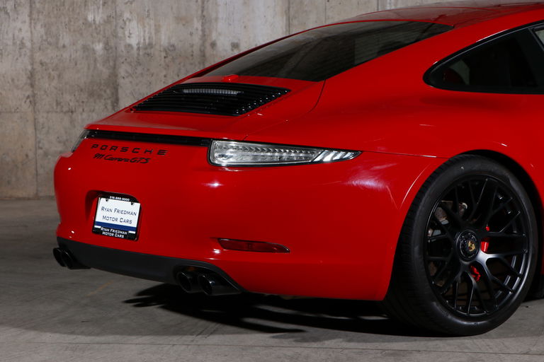 Porsche 991 Carrera GTS