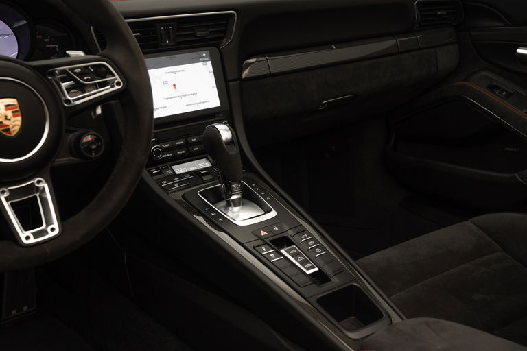 Porsche 991.2 Carrera GTS