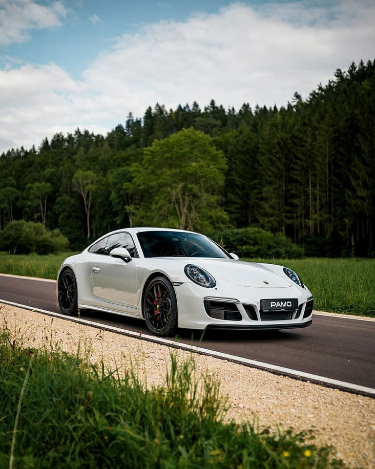 Porsche 991.2 Carrera GTS