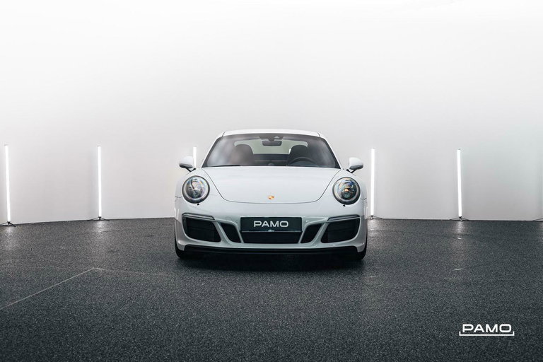 Porsche 991.2 Carrera GTS