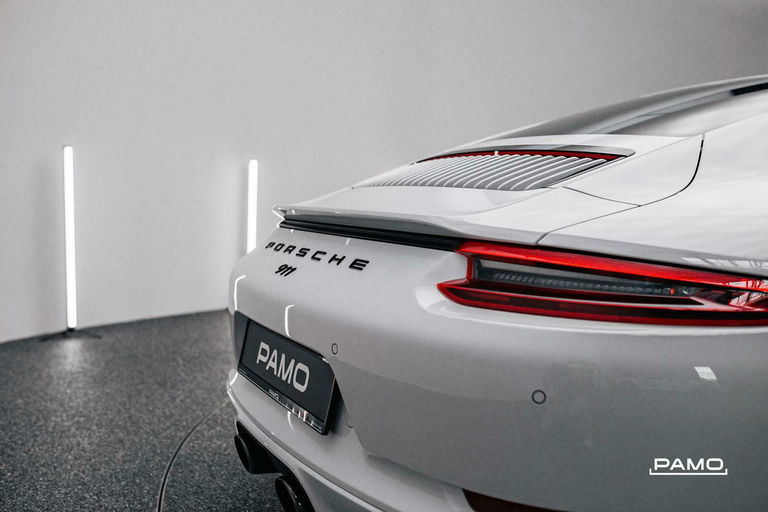 Porsche 991.2 Carrera GTS