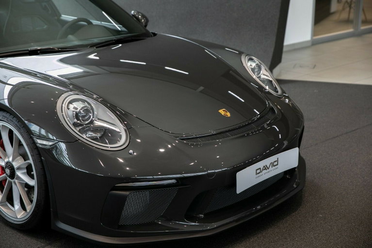 Porsche 991.2 GT3 Touring