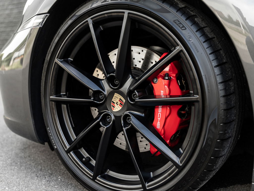 Porsche 992 Carrera 4S