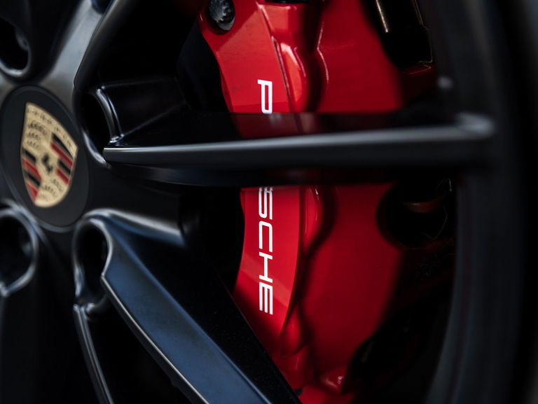 Porsche 992 Carrera 4S