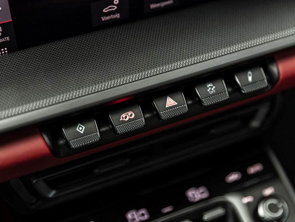 Porsche 992 Carrera 4S