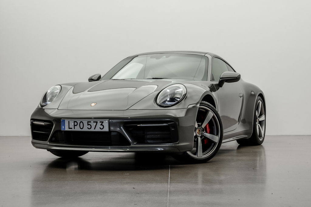 Porsche 992 Carrera 4S