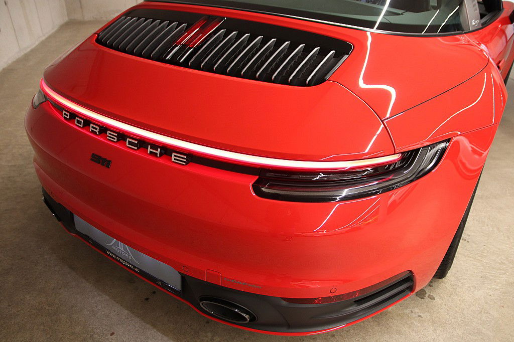 Porsche 992 Targa 4