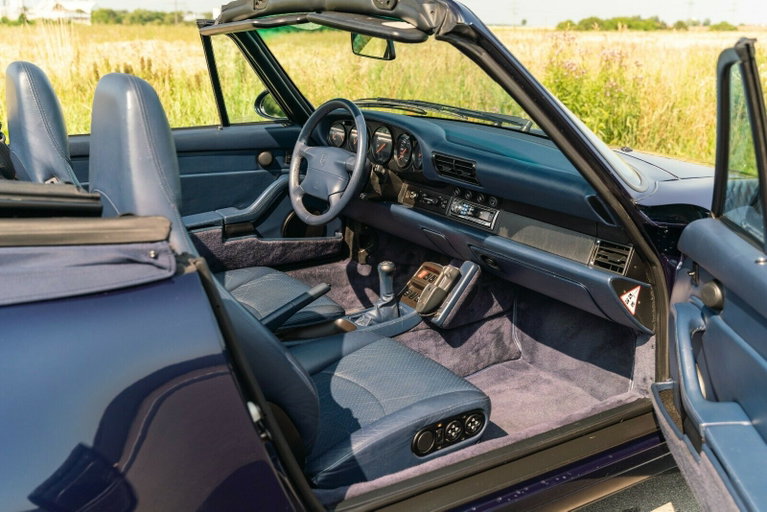 Porsche 993 Carrera 4