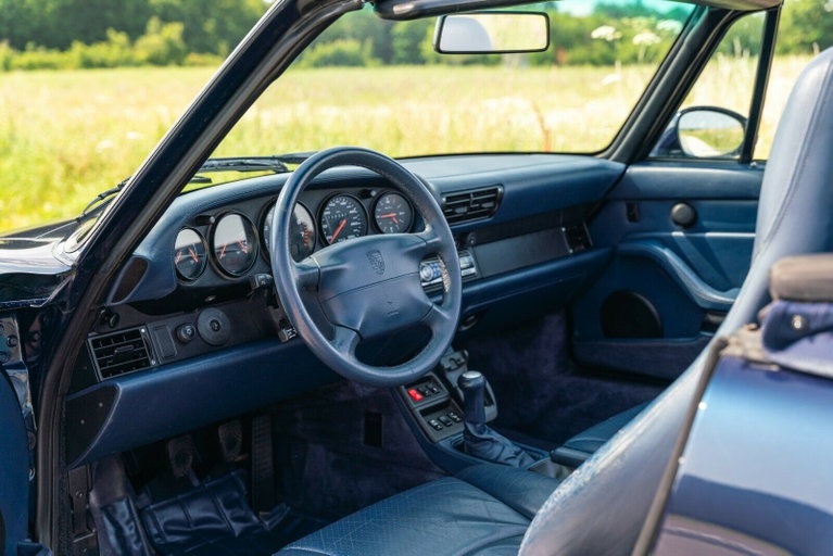 Porsche 993 Carrera 4