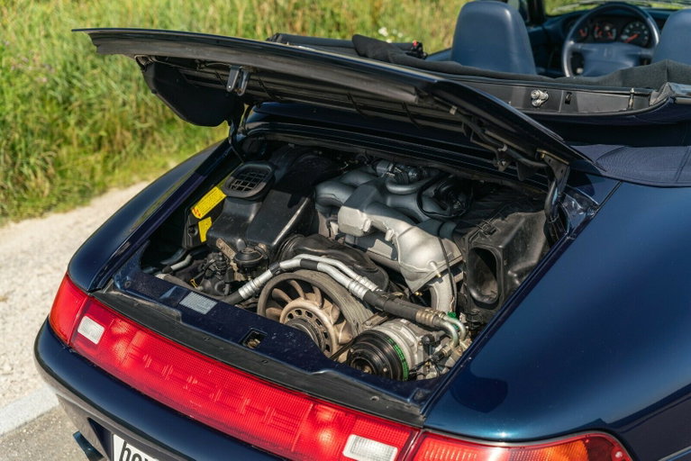 Porsche 993 Carrera 4