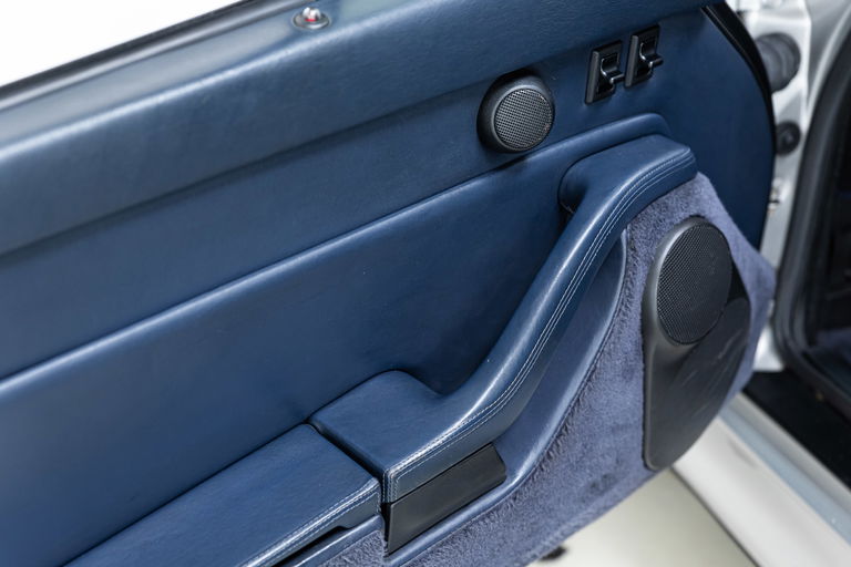 Porsche 993 Carrera 4S