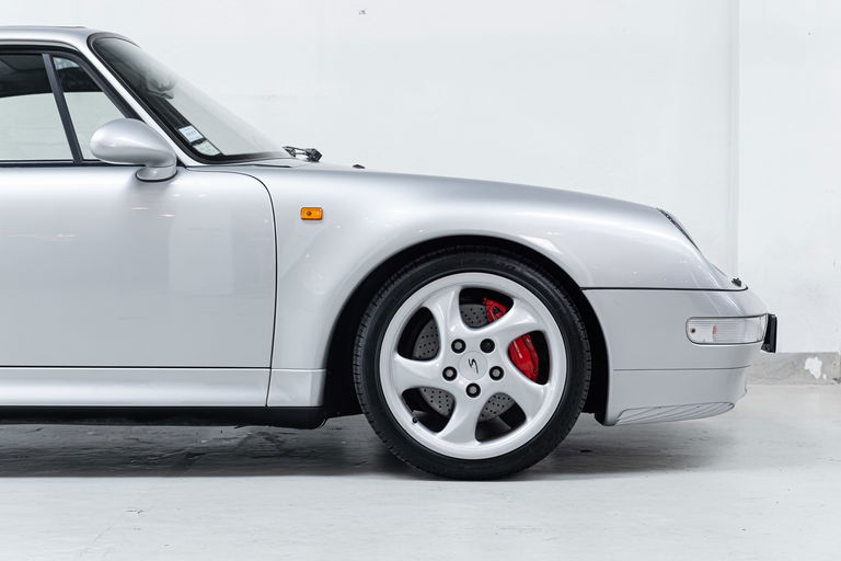 Porsche 993 Carrera 4S