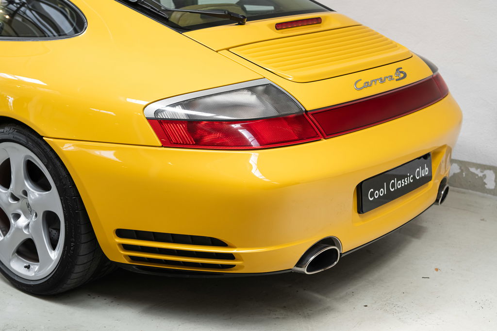 Porsche 996 Carrera 4S