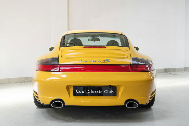 Porsche 996 Carrera 4S