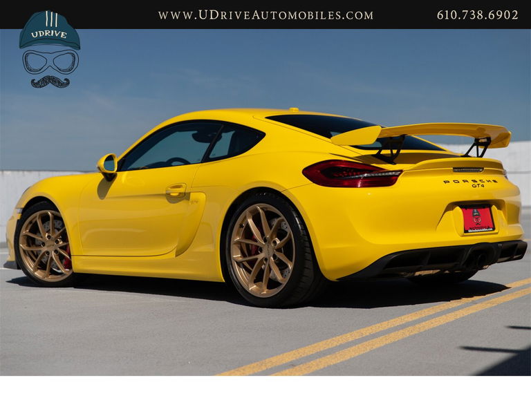 Porsche 981 Cayman GT4