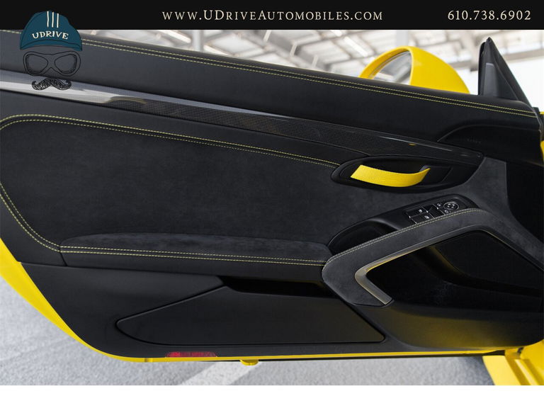 Porsche 981 Cayman GT4