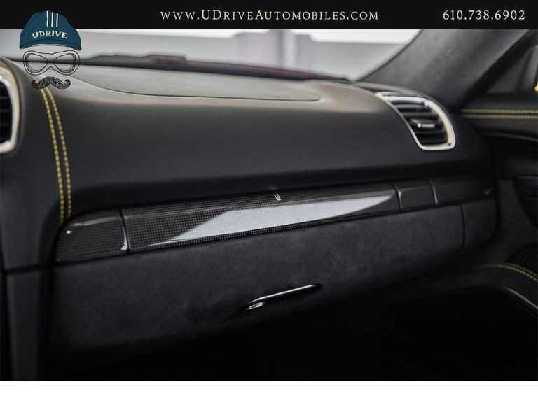 Porsche 981 Cayman GT4